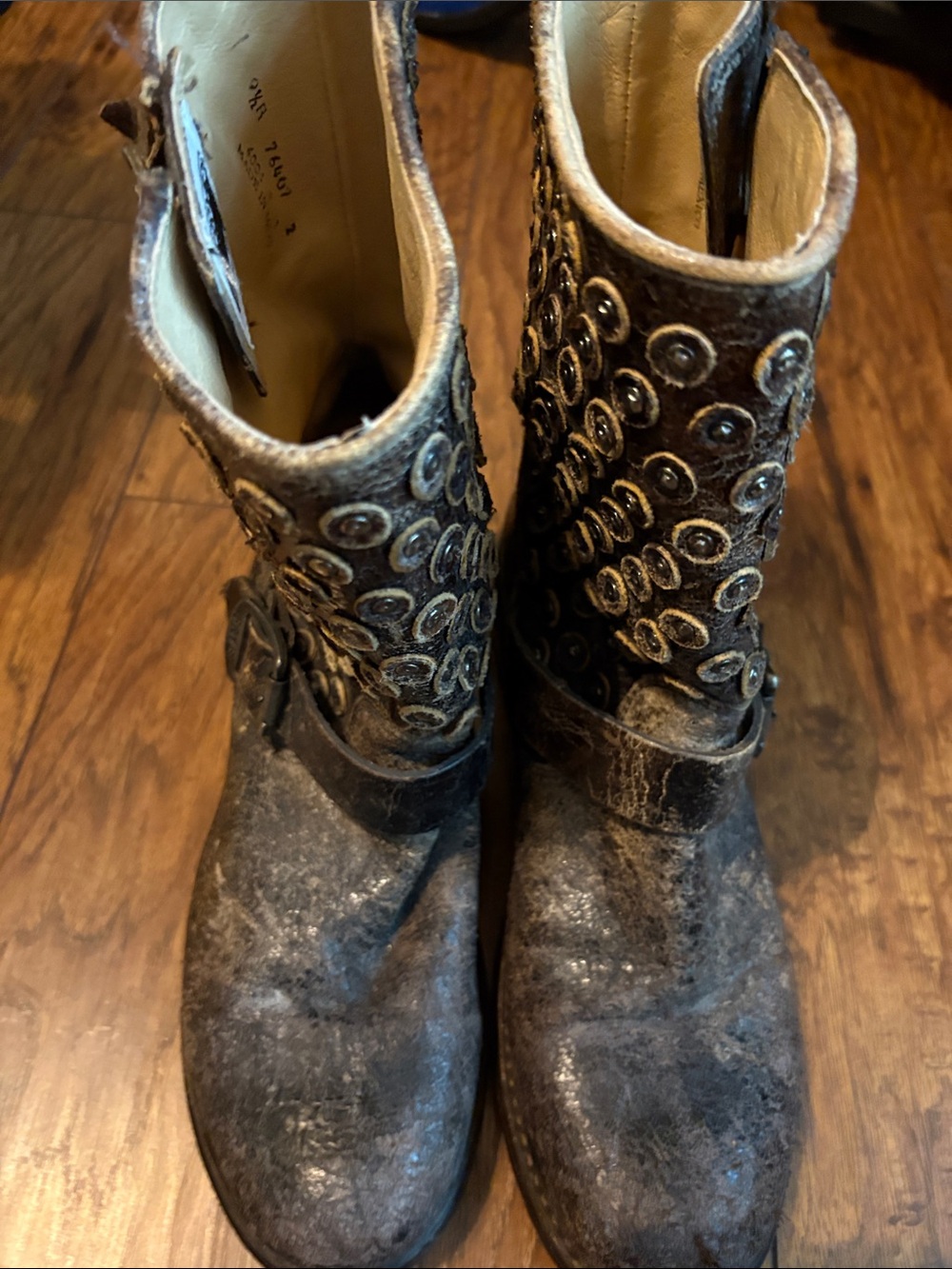 VINTAGE FRYE Jenna Disc Studded Moto Boots Distressed Brown Leather 9.5 B